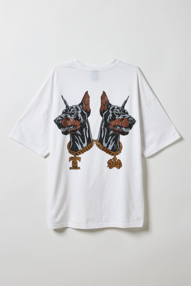 ★米国発*UrbanOutfitters*新作*Death Row Records Tシャツ/DB★ Death Row Records Doberman Graphic Tee | Urban Outfitters