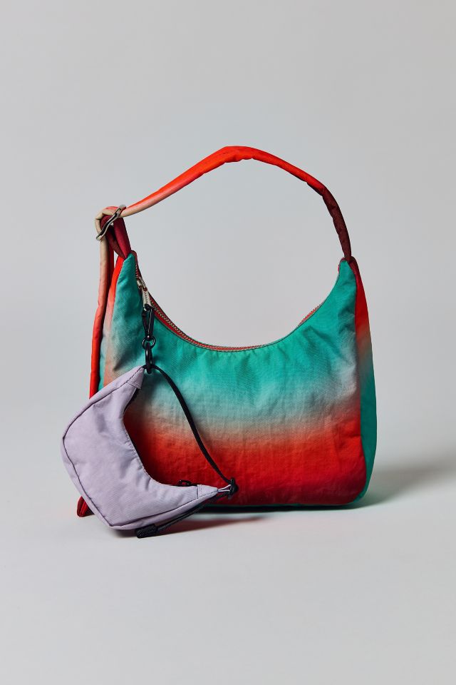 【Urban Outfitters】人気！ナイロン ショルダーバッグ BAGGU BAGGU Cargo Nylon Shoulder Bag | Urban Outfitters