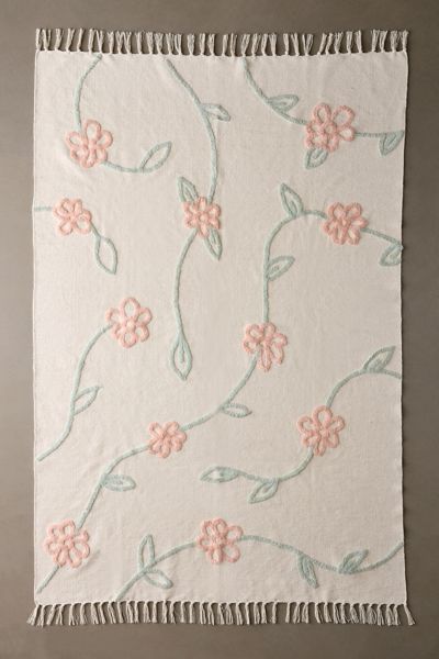 Urban Outfitters Falling Vines Floral Hilo Tufted Rug In White At