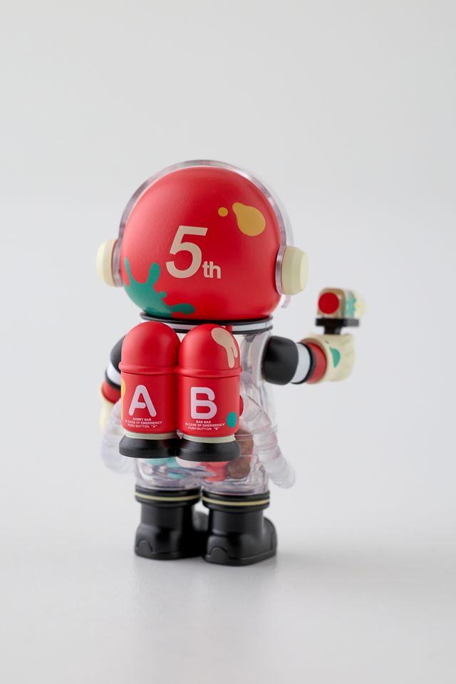 POP MART Mega Space Molly Series 3 Blind Box Figure | Urban Outfitters