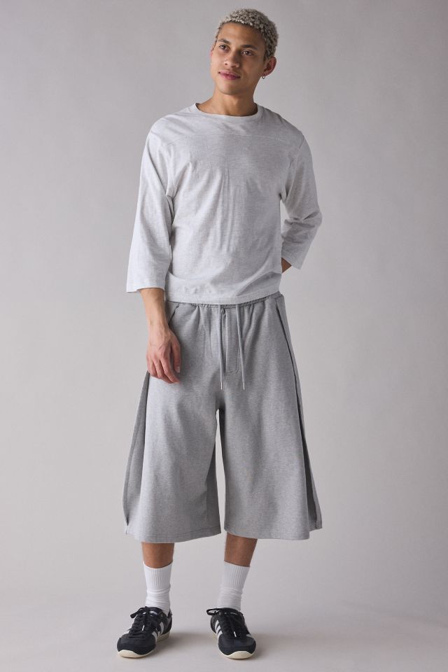 【AJO AJOBYAJO】25SS★ One Tuck Jersey Bermuda Shorts AJOBYAJO One Tuck Jersey Bermuda Short | Urban Outfitters