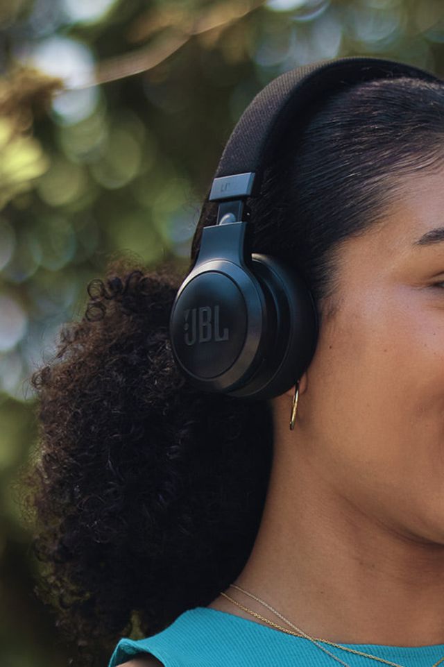 JBL Live 670NC Wireless On-Ear Adaptive Noise Cancelling Headphones #1