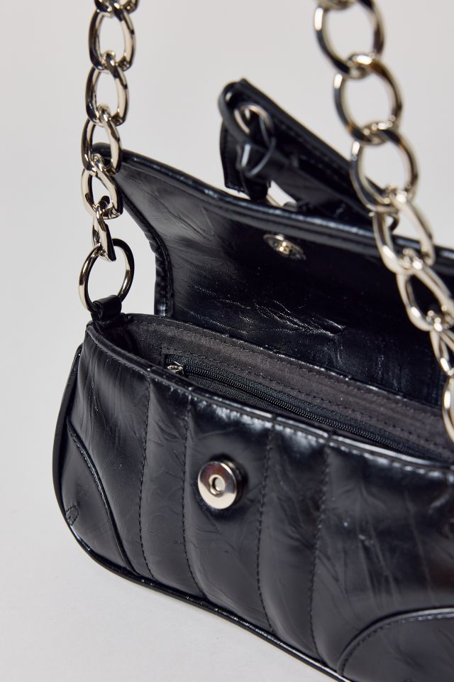 【Urban Outfitters】バックル バッグ Silence + Noise Hailey Silence + Noise Hailey Buckle Bag | Urban Outfitters