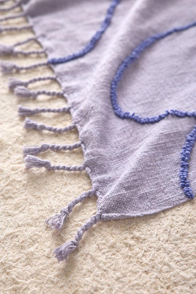 Wild Bows Tufted Throw Blanket #1