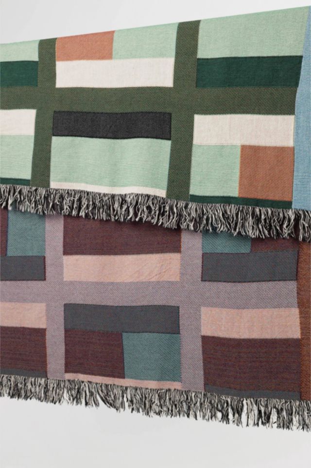 Clr Shop Quilted Woven Throw Blanket