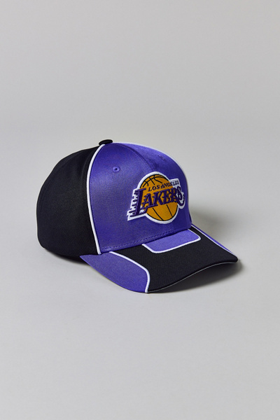 Mitchell & Ness Los Angeles Lakers Paintbrush Snapback Cap - Adjustable Wool Blend Baseball Hat - View #8