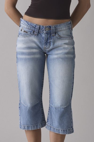 BDG Kayla Low-Rise Capri Jean