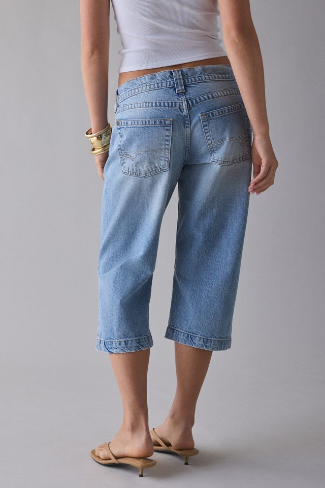 BDG Kayla Low-Rise Capri Jean #4