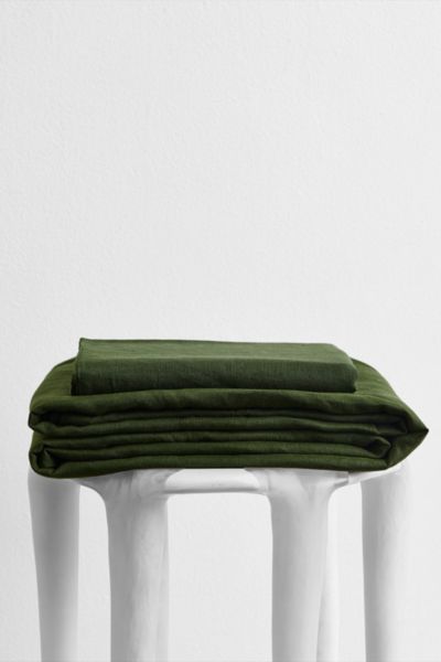 BED THREADS FRENCH FLAX LINEN SHEET SET IN OLIVE AT URBAN OUTFITTERS 