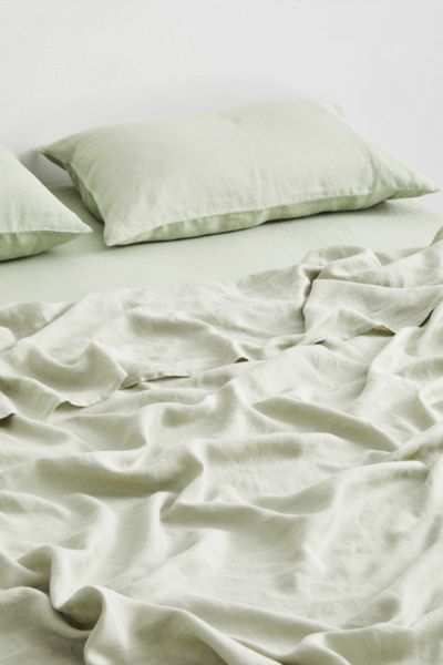 Bed Threads French Flax Linen Sheet Set In Sage At Urban Outfitters