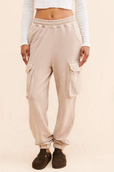 BDG Men's Bonfire Cargo Sweatpants