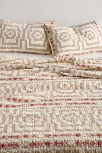 Jungalow Hypnotic Quilt Set