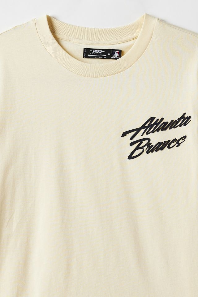 Pro Standard UO Exclusive MLB Atlanta Braves Team Logo Graphic Tee #1