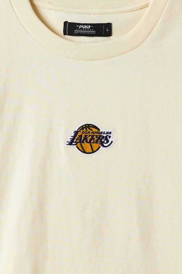 Tシャツ・カットソー Pro Standard UO Exclusive NBA Los Angeles Lakers Tee Pro Standard UO Exclusive Los Angeles Lakers NBA Tee | Urban