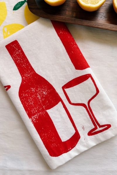 JULIE PEACH BLOCK PRINTED WINE NAPKIN SET IN WHITE AT URBAN OUTFITTERS 