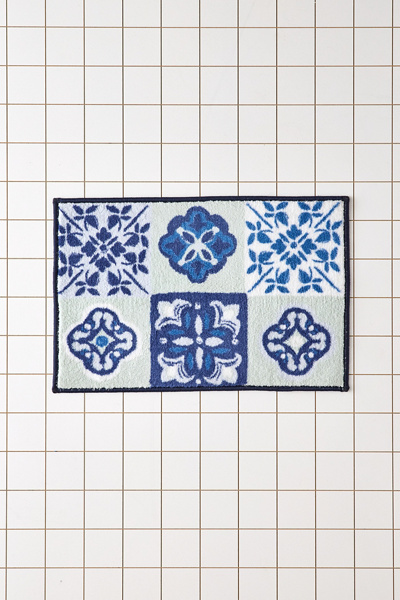 Izzy Tile Plush Printed Bath Mat - Thumbnail 2