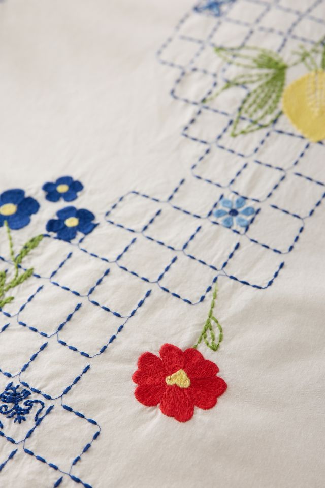 Fruit Lattice Embroidered Duvet Cover