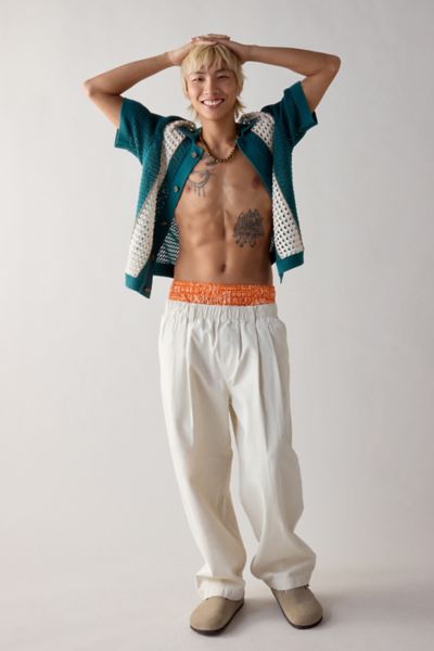 UO Wesley Twill Pull-On Chino Pant Product Page