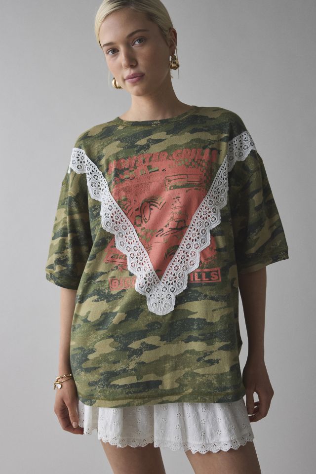 UO Shirley Lace-Trim Oversized Graphic Tee #1