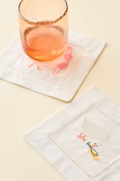 URBAN OUTFITTERS ICON EMBROIDERED FABRIC COASTER SET IN GOOSE AT URBAN OUTFITTERS 