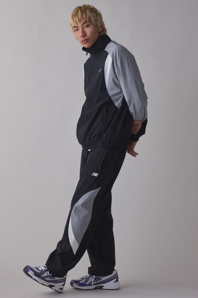 【500円引きクーポン】 New Balance Woven Track Jacket | Urban Outfitters ウォーキング・ランニングウェア