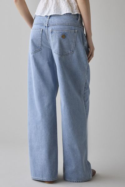 Abrand 99 Paris Low-Rise Mega Baggy Jean