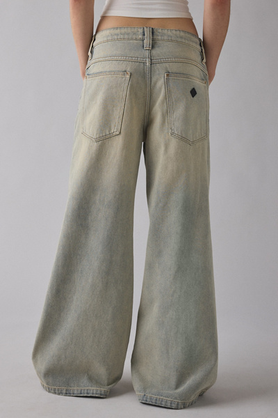 Abrand 99 Tyra Low-Rise Mega Baggy Jean