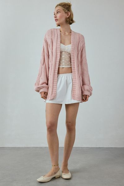 BDG SKYLAR OVERSIZED CABLE KNIT CARDIGAN IN PINK, WOMEN'S AT URBAN OUTFITTERS 
