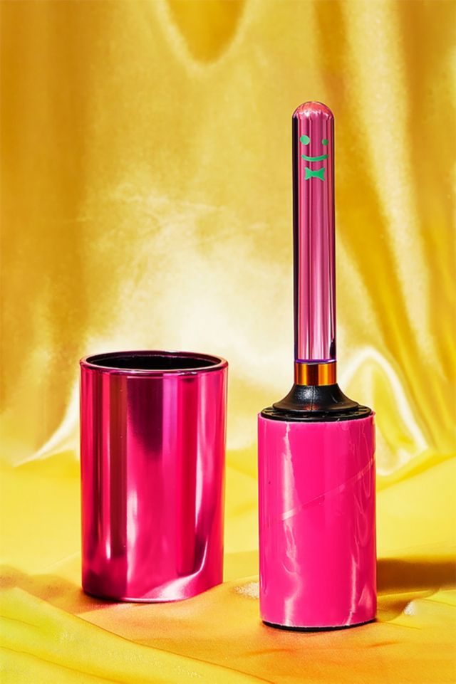 Staff The Lint Roller #1