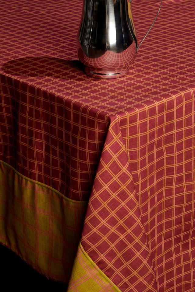 Tortuga Forma Reversible Patterned Tablecloth #1