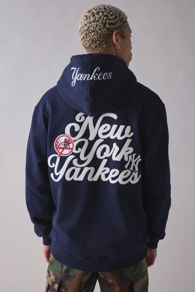 Shop Pro Standard Mlb New York Yankees Souvenir Graphic Hoodie Sweatshirt In Navy, Men's At Urban Outfitters