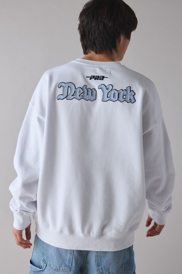 Pro Standard MLB New York Yankees Country Club Crest Graphic Crew Neck Sweatshirt #1