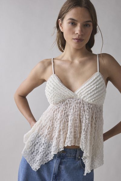 Kimchi Blue Kira Lace & Velvet Cami | Urban Outfitters