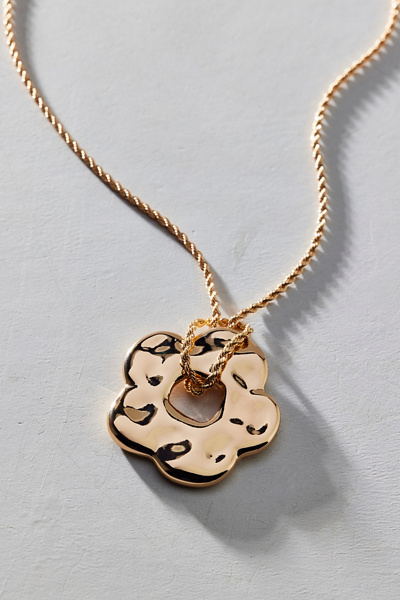 Milan Metal Chain Pendant Necklace