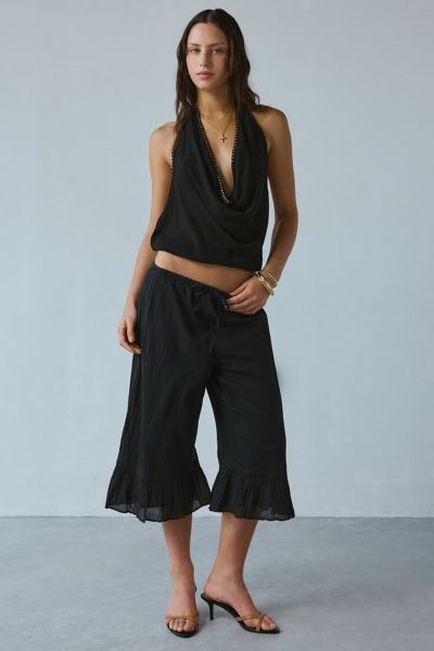 Kimchi Blue Livia Ruffle Bloomer Capri Pant