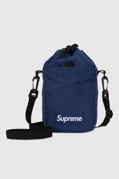 Supreme Polartec Sling Bag | Urban Outfitters