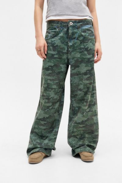 BDG JAYA CAMO JEAN IN DARK GREEN, WOMEN'S AT URBAN OUTFITTERS 