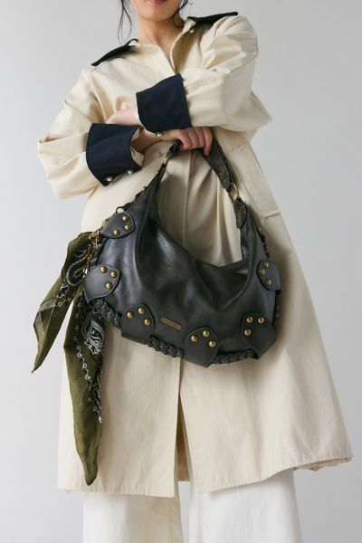 【Urban Outfitters】Silence+Noise スタッズ ショルダーバッグ Silence + Noise Mona Studded Shoulder Bag | Urban Outfitters