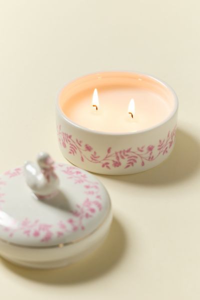Urban Outfitters Goose Icon 3 oz Scented Candle In Lucid Dreams At