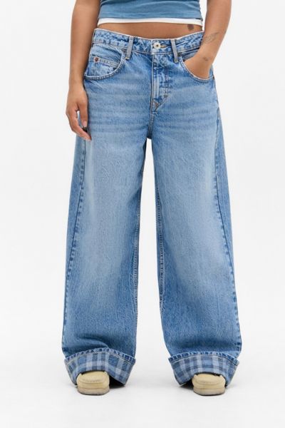 BDG JAYA TURN-UP MALIBU JEAN IN VINTAGE DENIM LIGHT, WOMEN'S AT URBAN OUTFITTERS 