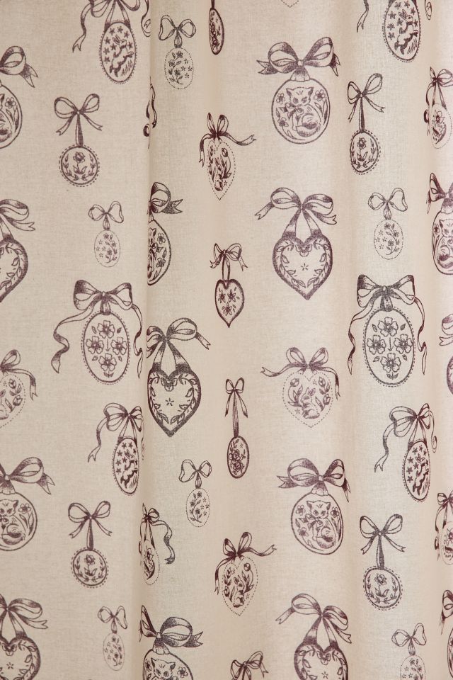 Locket Frame Patterned Shower Curtain #1