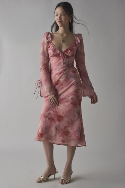 KISS THE SKY RUFFLE-TRIM BELL SLEEVE MIDI DRESS IN PINK FLORAL, WOMEN'S AT URBAN OUTFITTERS 
