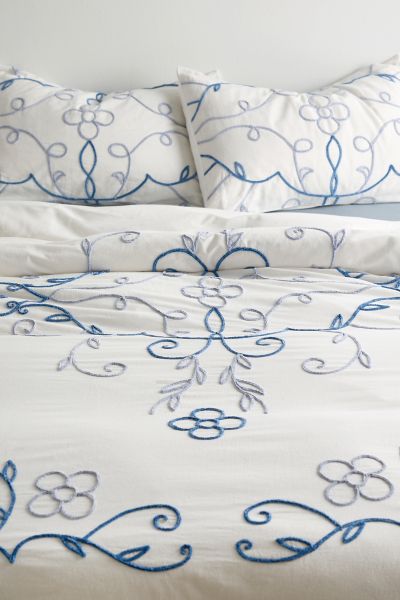 Housse de couette brodée en chenille florale Lola