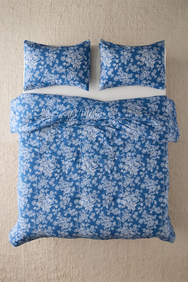 Toile Patterned Comforter Set