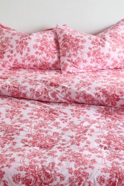 Urban Outfitters Toile Patterned Comforter Set In Blush At