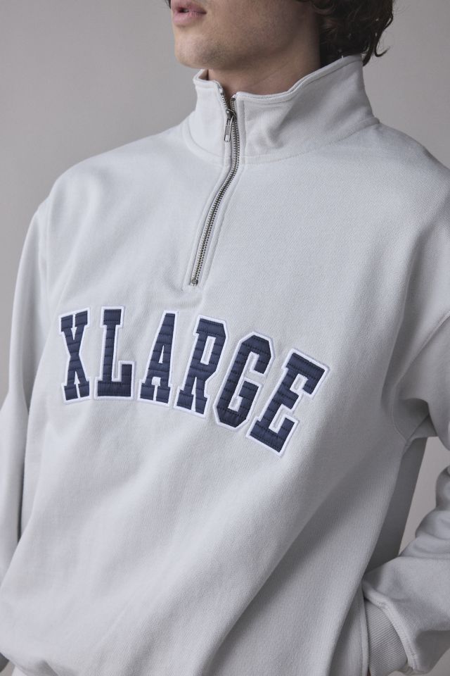 XLARGE 　ARCH LOGO HALF ZIP SWEATSHIRT XLARGE Arch Logo Graphic Half Zip Pullover Sweatshirt