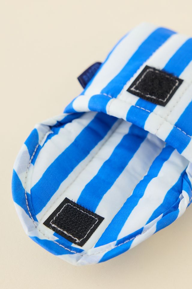 BAGGU Puffy AirPods Case #1