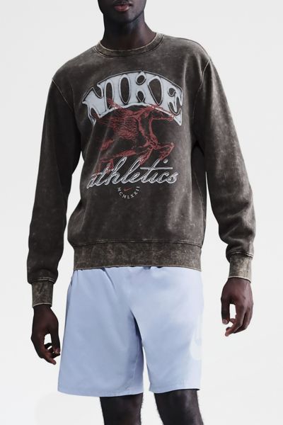 Nike Club Graphic Crew Neck Sweatshirt