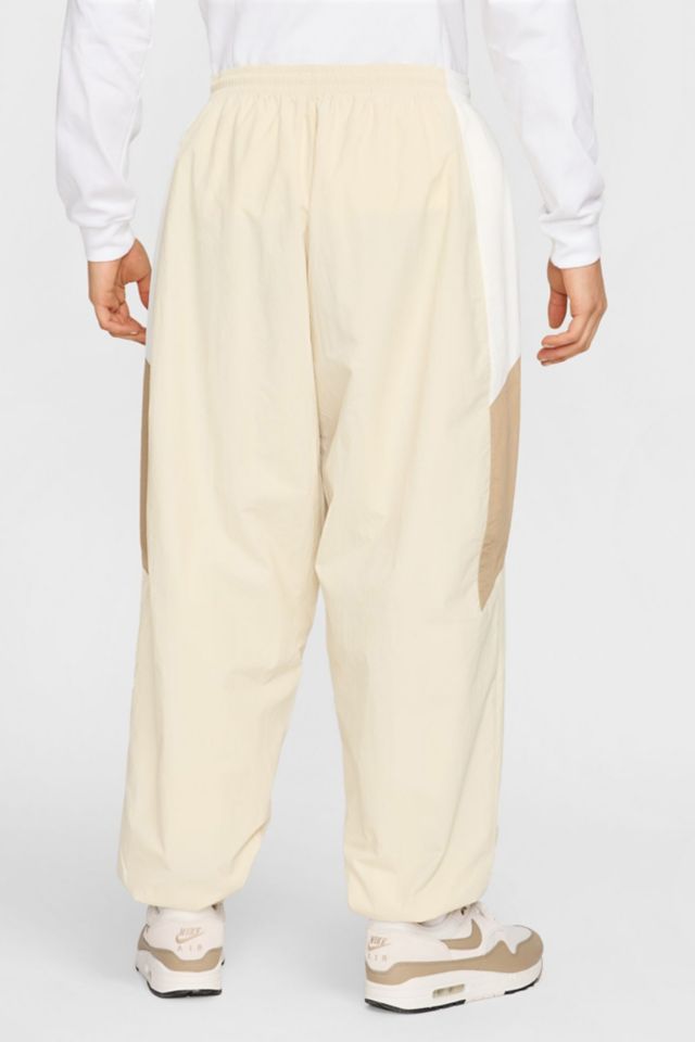 Nike Club Woven Track Pant #1