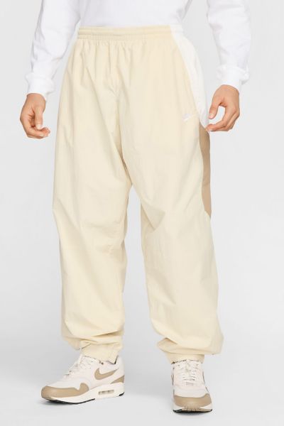 Nike Club Woven Track Pant